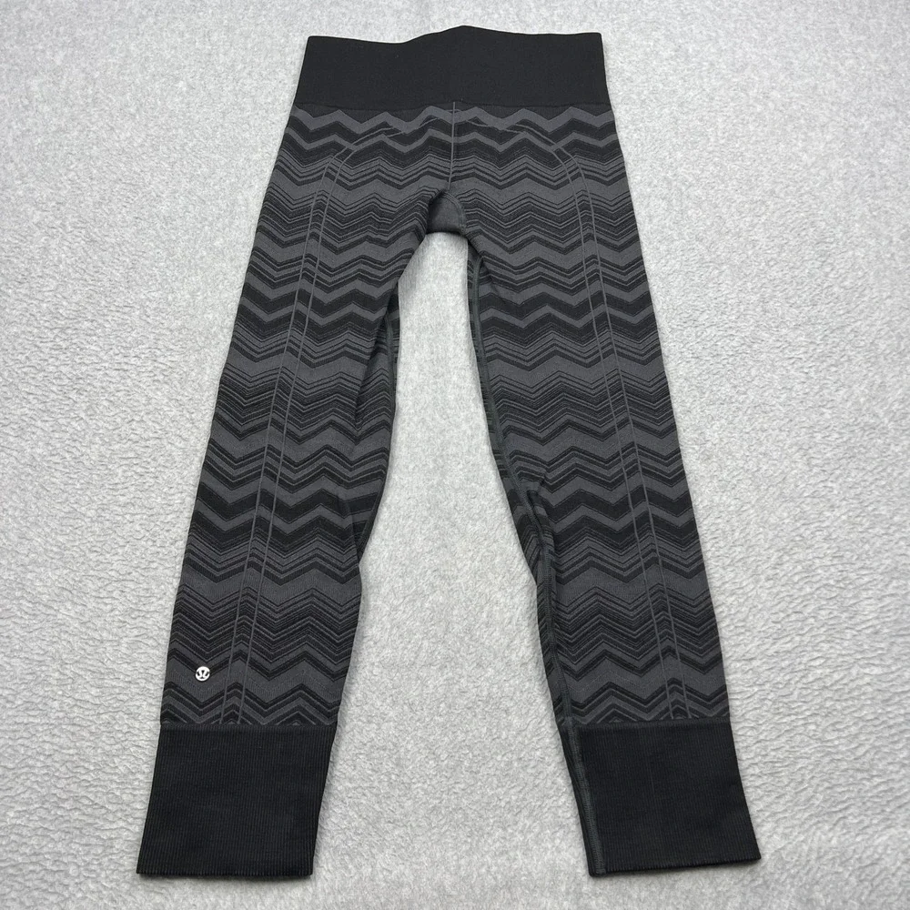 Lululemon Ebb To Street Pant Womens 6* Black Gray Chevron Yoga Leggings W5G17S